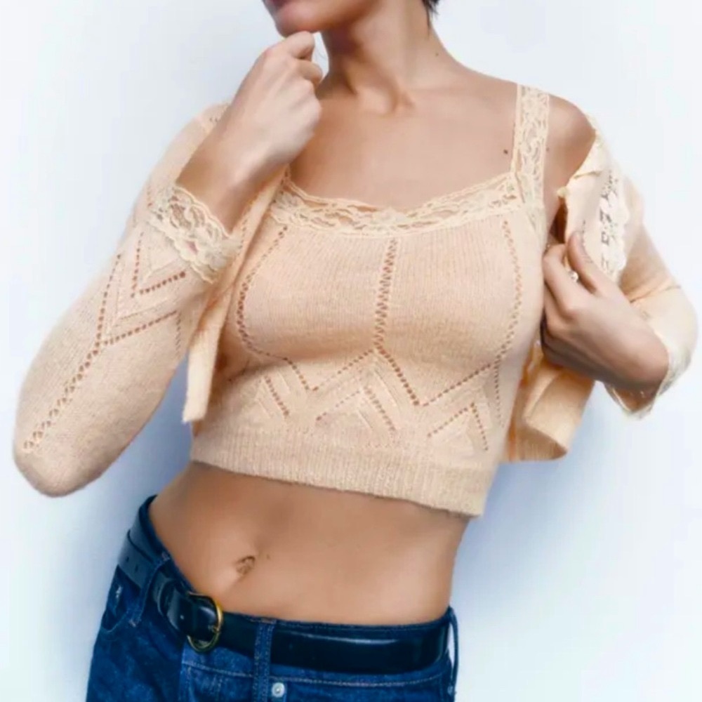 ZARA Top – Brand New – Size Small , stunning